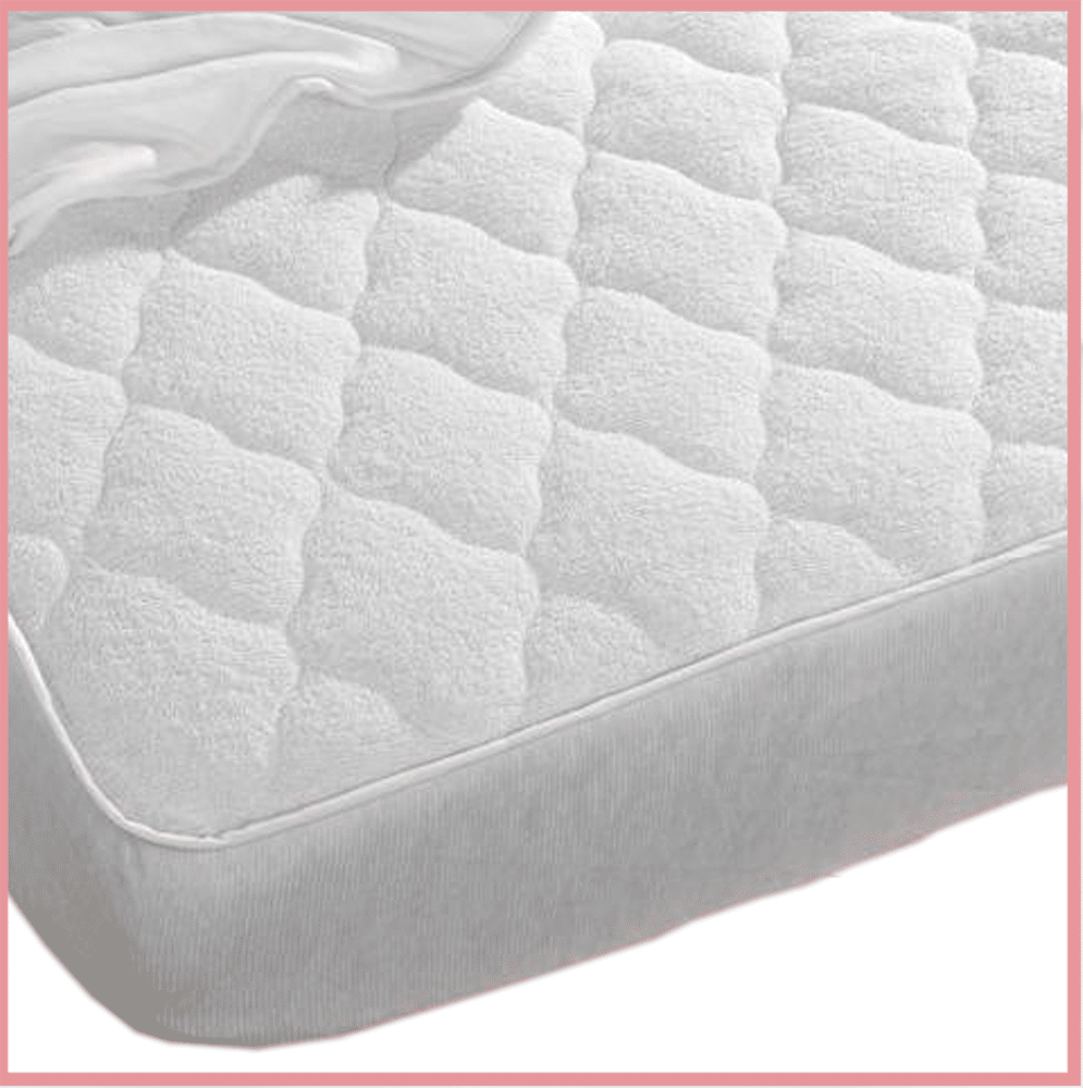 Funda de colchón acolchada reversible.